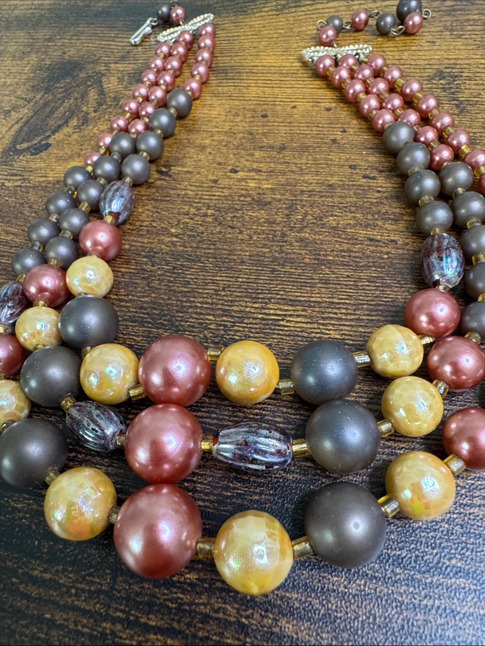 Vintage Multi-Strand Beaded Necklace in Rose, Brown and Yellow - Japan 1960’s - Picture 3 of 5